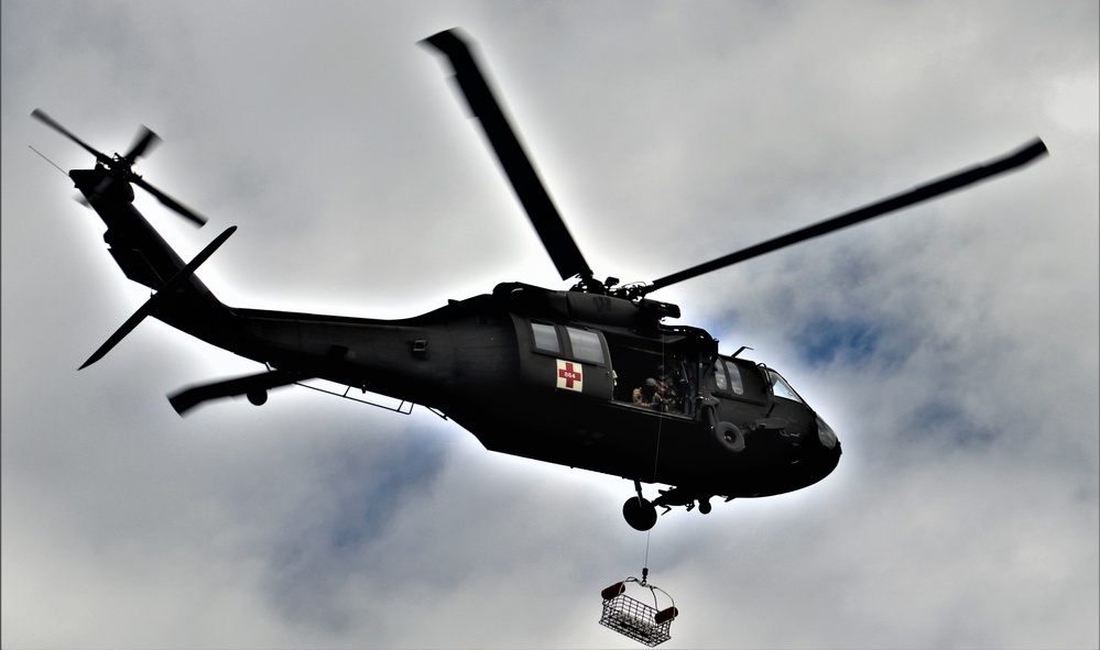 Wisconsin National Guard's 1st Battalion, 147th Aviation Regiment crews hold live-hoist training at Fort McCoy