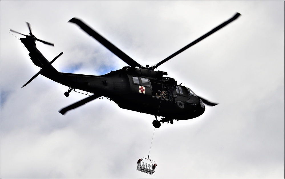 Wisconsin National Guard's 1st Battalion, 147th Aviation Regiment crews hold live-hoist training at Fort McCoy