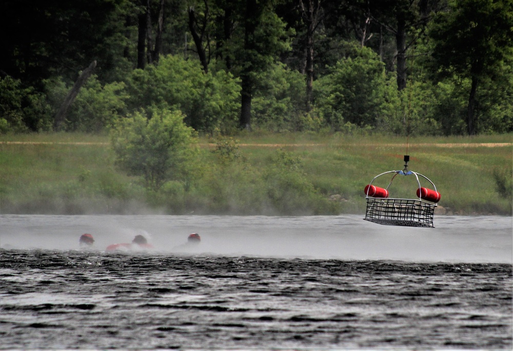 Wisconsin National Guard's 1st Battalion, 147th Aviation Regiment crews hold live-hoist training at Fort McCoy