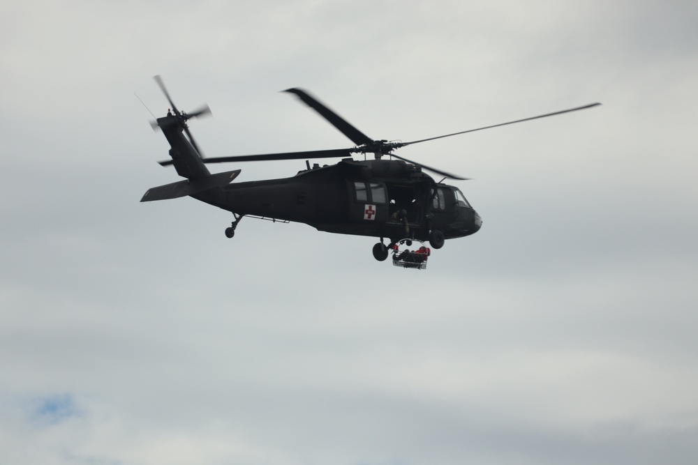 Wisconsin National Guard's 1st Battalion, 147th Aviation Regiment crews hold live-hoist training at Fort McCoy