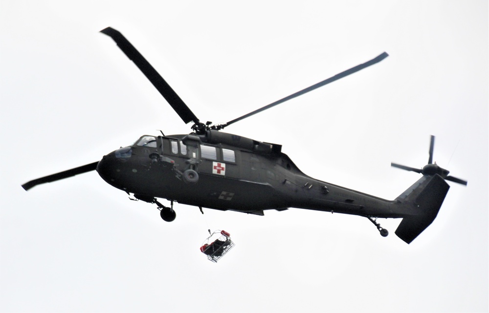 Wisconsin National Guard's 1st Battalion, 147th Aviation Regiment crews hold live-hoist training at Fort McCoy