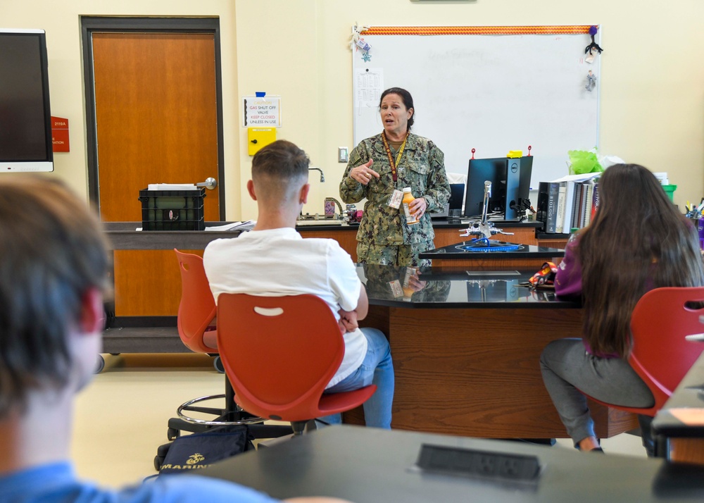 Commanding Officer for Naval Health Clinic Cherry Point visits Lejeune High School students