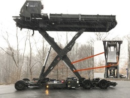 AFRL leads effort to develop, test hybrid Halvorsen aircraft loader prototype at two AMC aerial ports