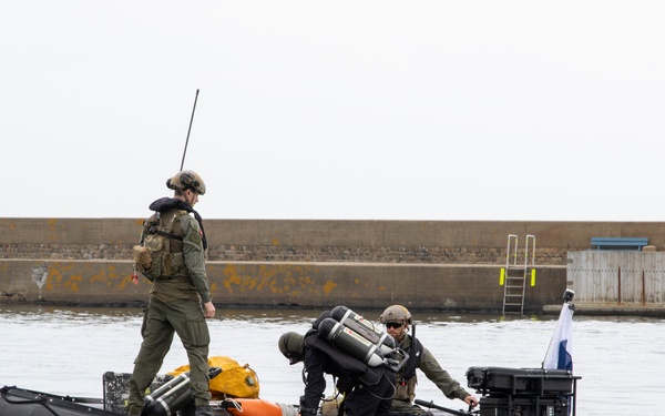 Commodore Chen visits Ravlunda During Baltops 22