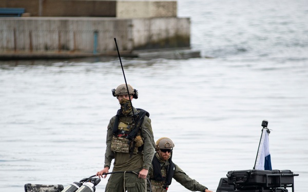 Commodore Chen visits Ravlunda During Baltops 22