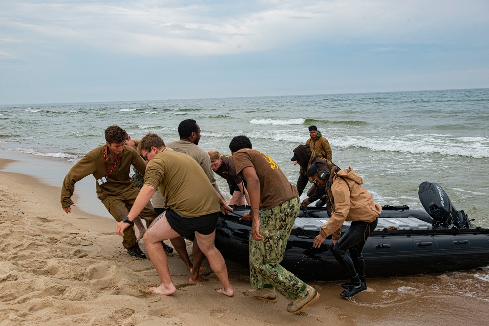 Commodore Chen visits Ravlunda During Baltops 22