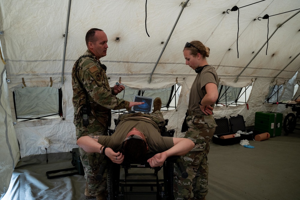 Airmen complete trauma training