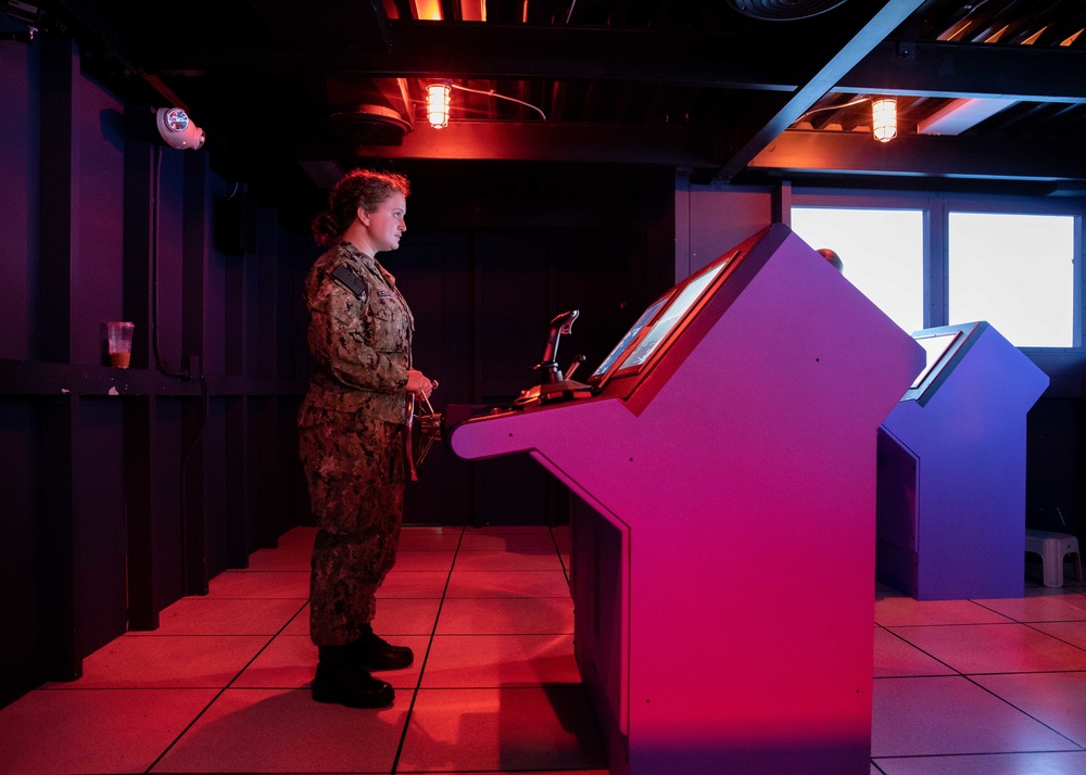 USS Makin Island SWO Training