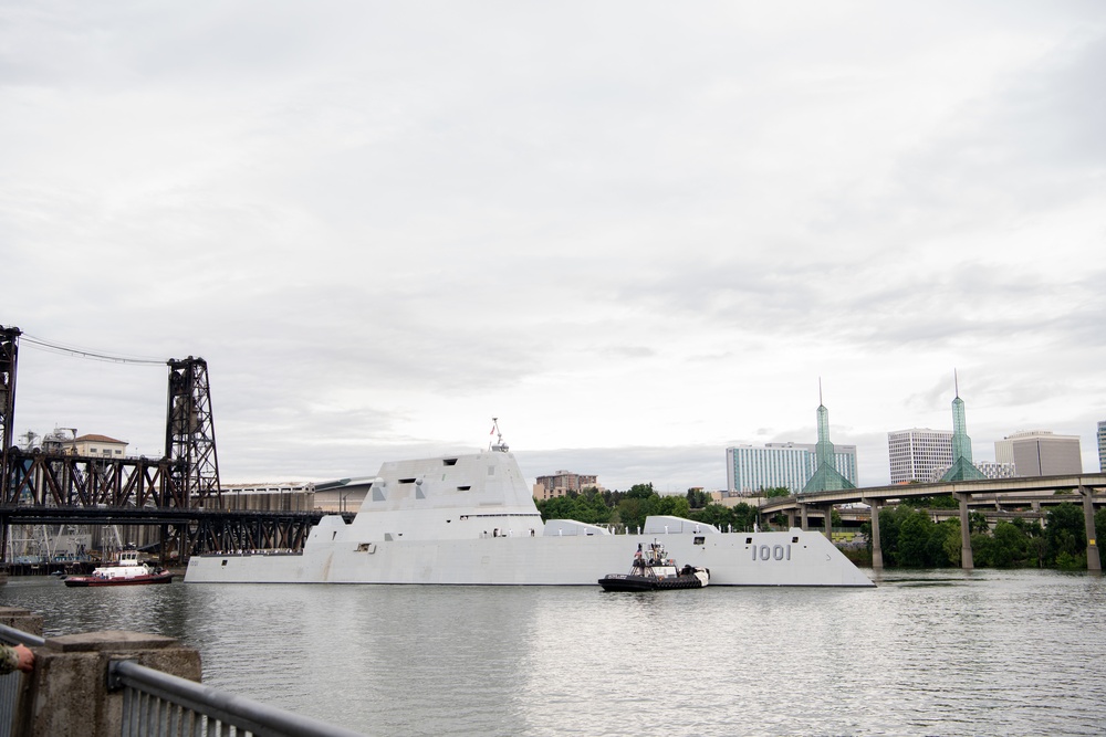 U.S. Navy Ships arrive for Portland Fleet Week