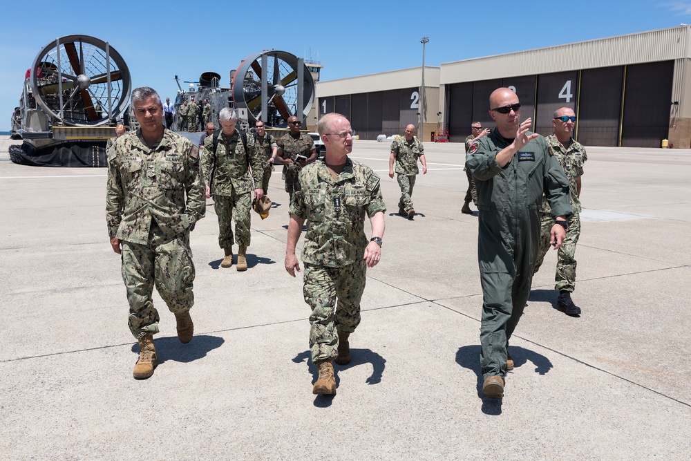 Lt. Gen. Langley &amp; Admiral Caudle visit ACU 4