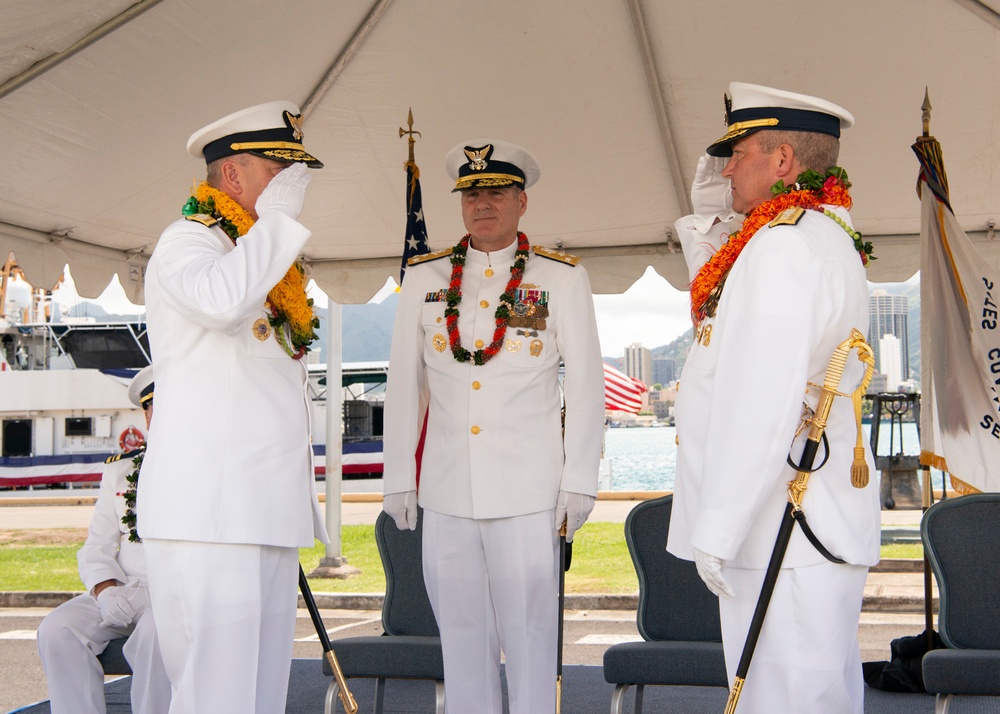 Coast Guard 14th District holds change of command ceremony