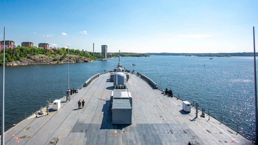 USS Mount Whitney (LCC 20)