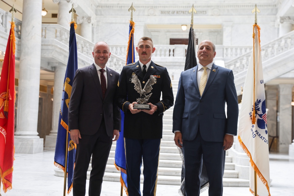 Gov. Spencer Cox and UDVMA recognize Service Members of the Year