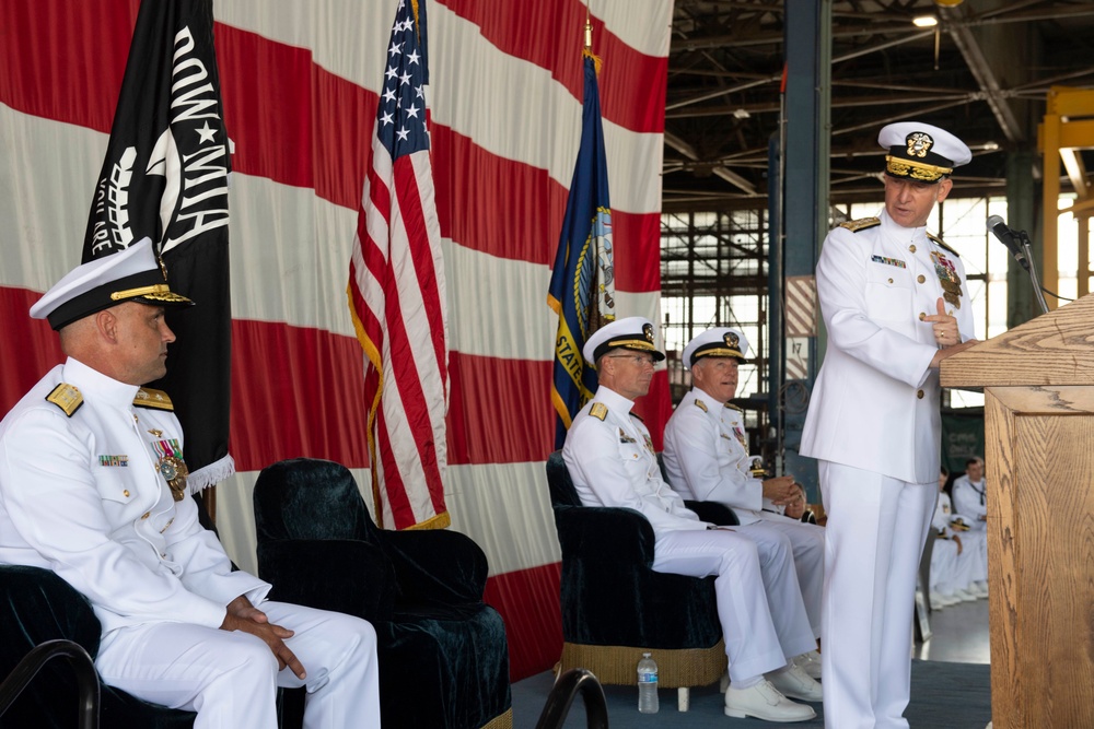 Commander, Naval Air Force Reserve Holds Change of Command