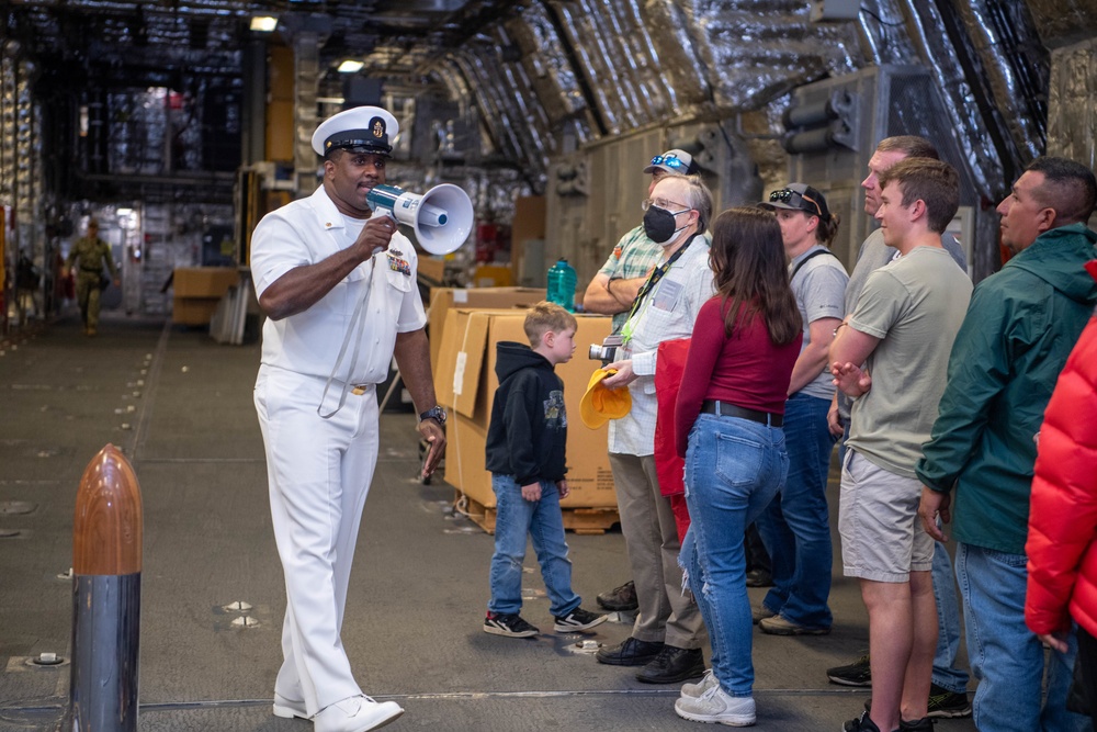 U.S. Sailors Host Ship Tours at Portland Fleet Week