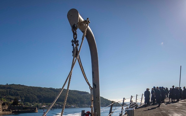USS Arleigh Burke (DDG 51)