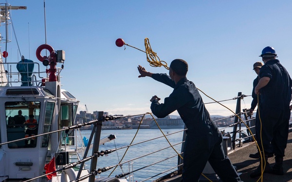 USS Arleigh Burke (DDG 51)