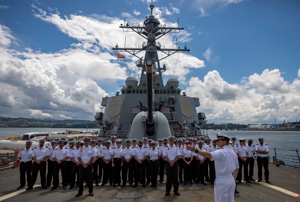 USS Arleigh Burke (DDG 51)