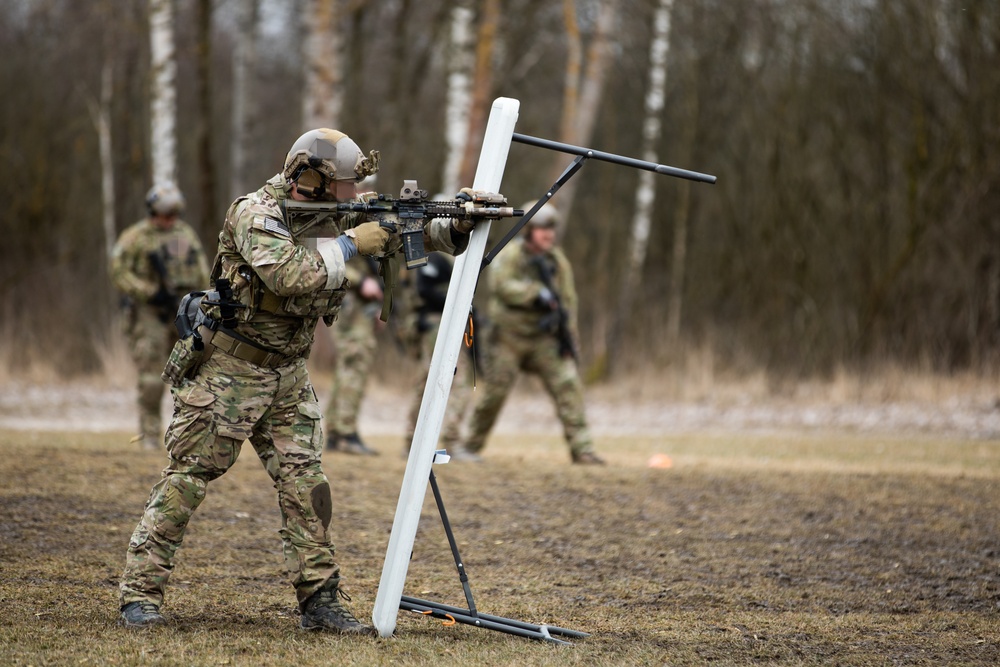 U.S. SOF Train With Lithuanian Forces