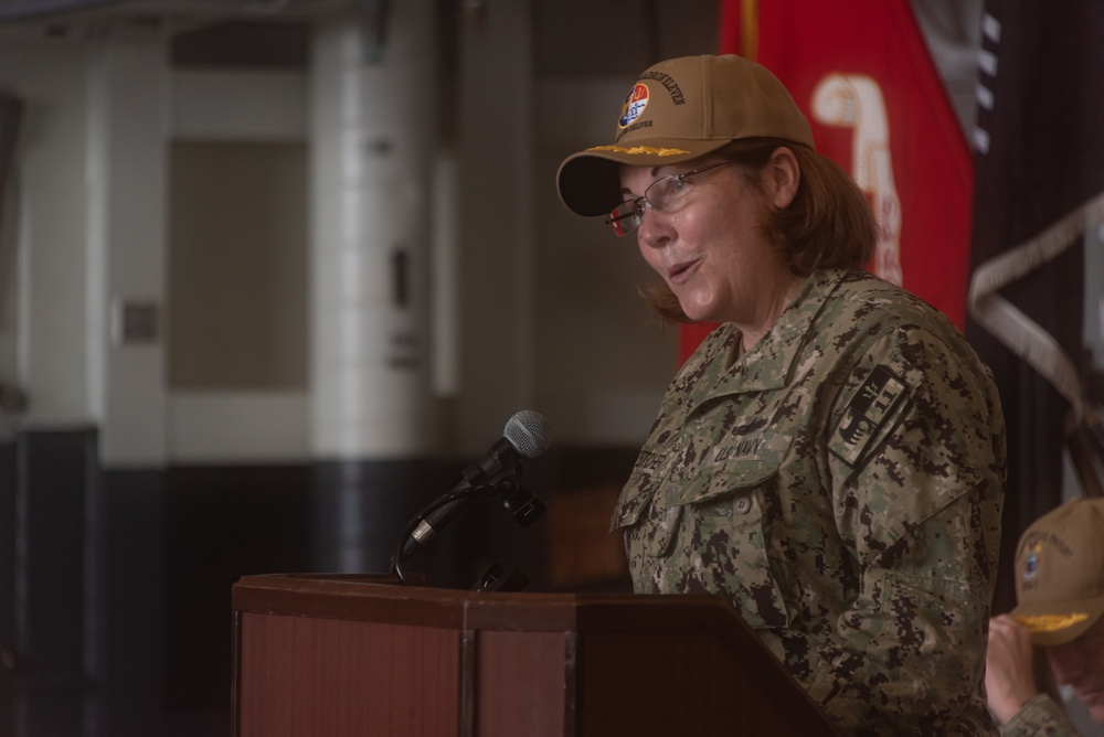 USS New Orleans hosts PHIBRON 11 Change of Command Ceremony