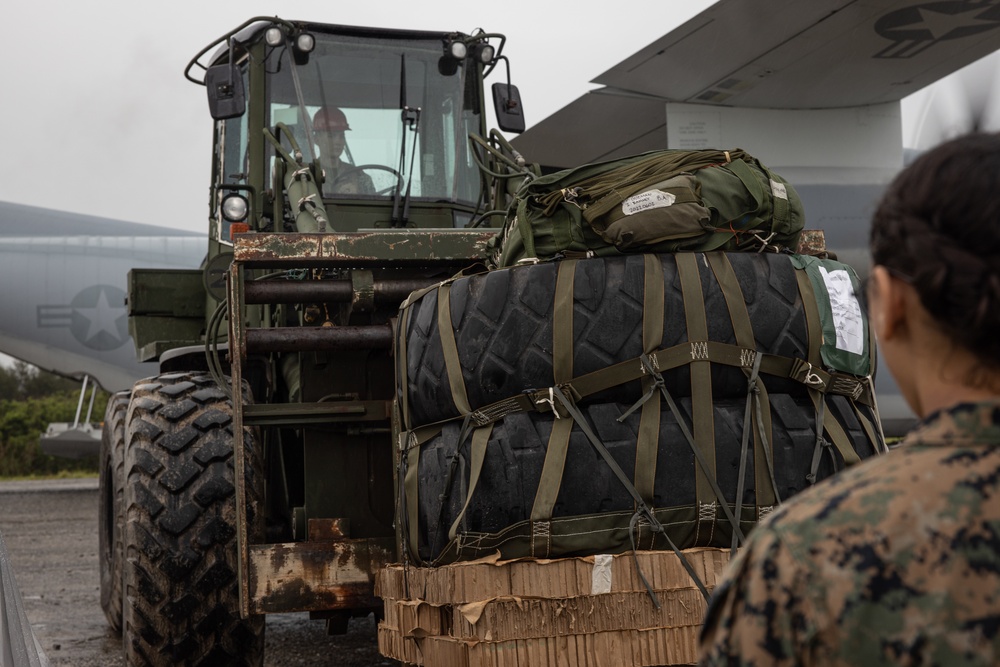 3rd Landing Support Battalion Conducts Air Delivery Exercise