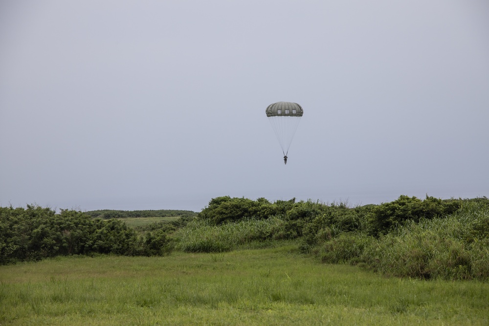 3rd Landing Support Battalion Conducts Air Delivery Exercise