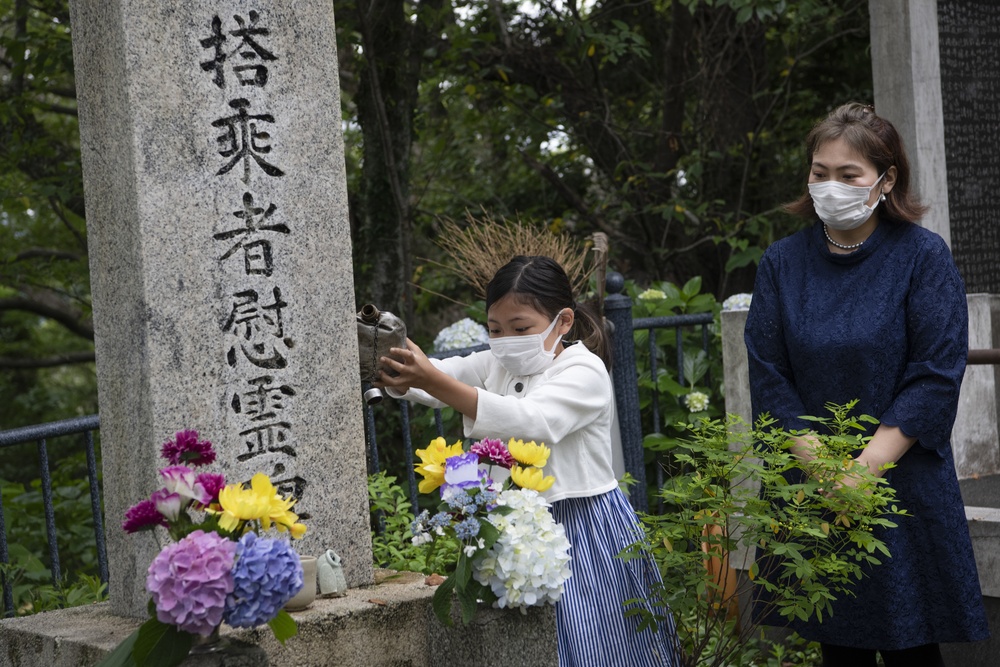 Yokota, Japan remember WWII fallen during U.S.-Japan Joint Memorial Service