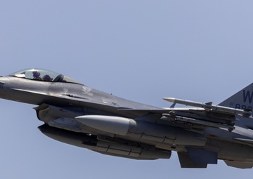 MWSS-171 F-16 Joint Refueling