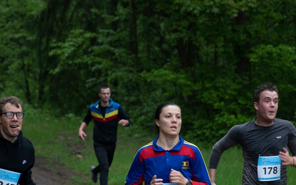 eFP Battle Group Poland Troops Participate in Global Running Day