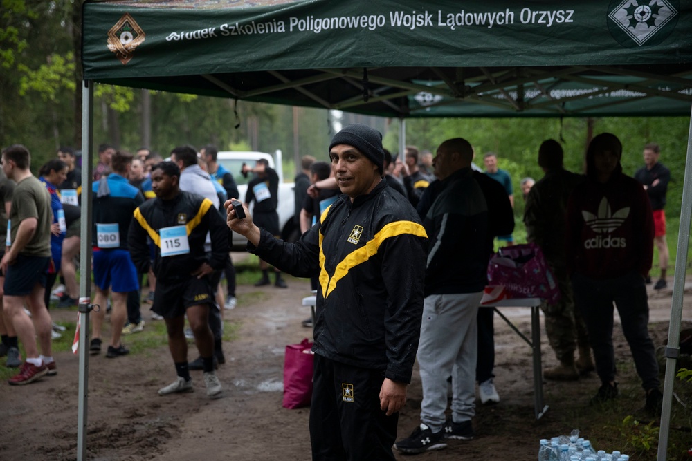 eFP Battle Group Poland Troops Participate in Global Running Day