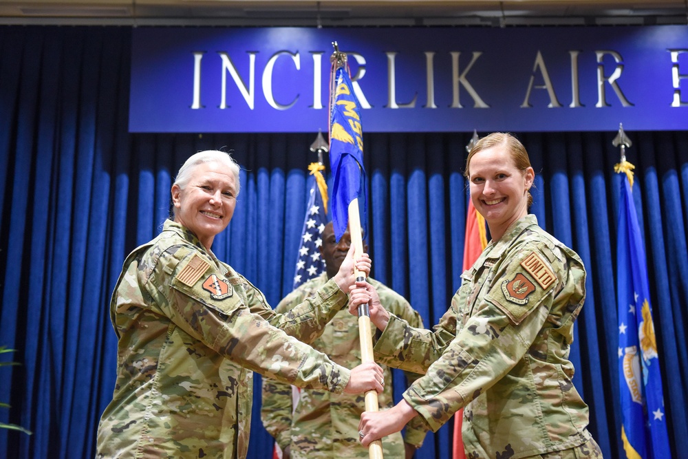 39th CONS welcomes new commander