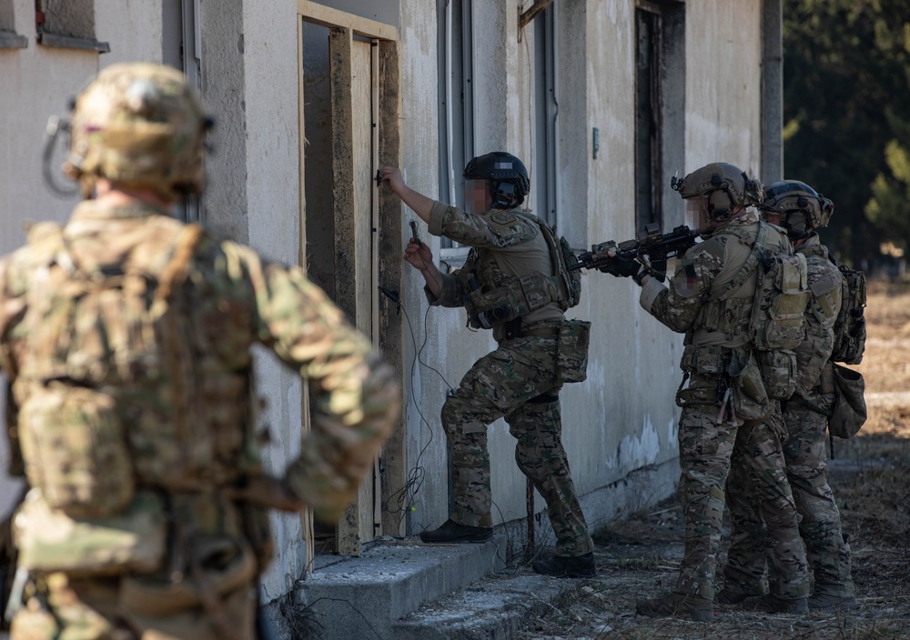 Bosnia Breech Week