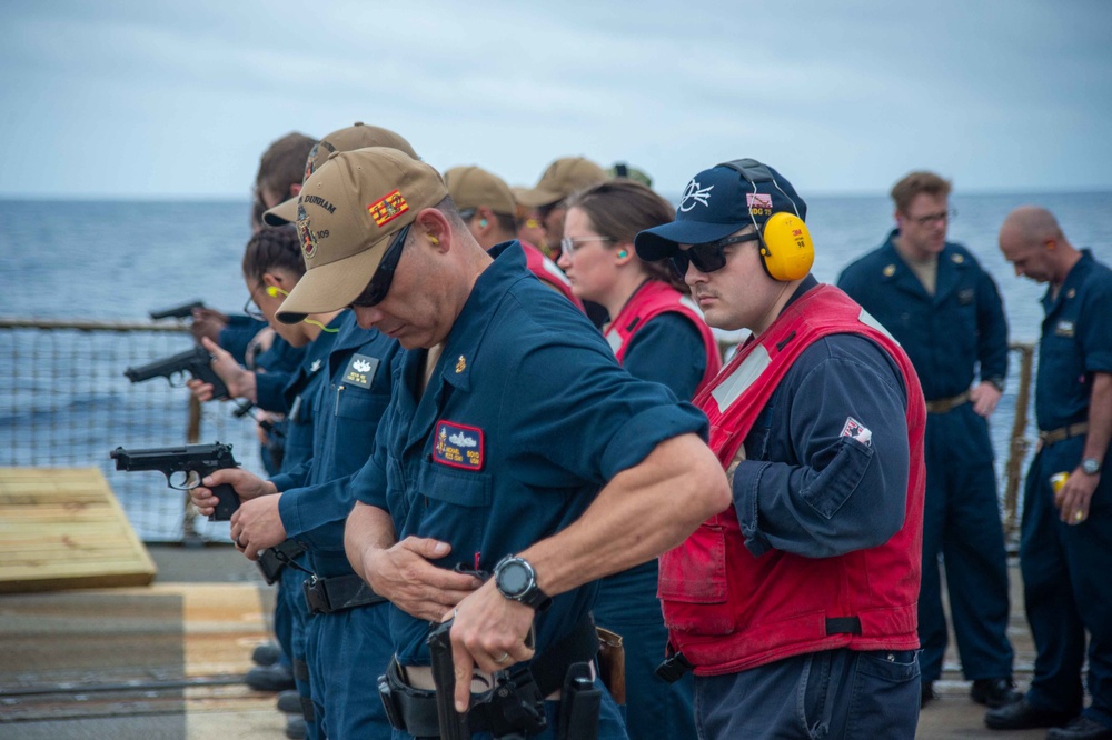 USS Jason Dunham (DDG 109) Conducts a Live Fire