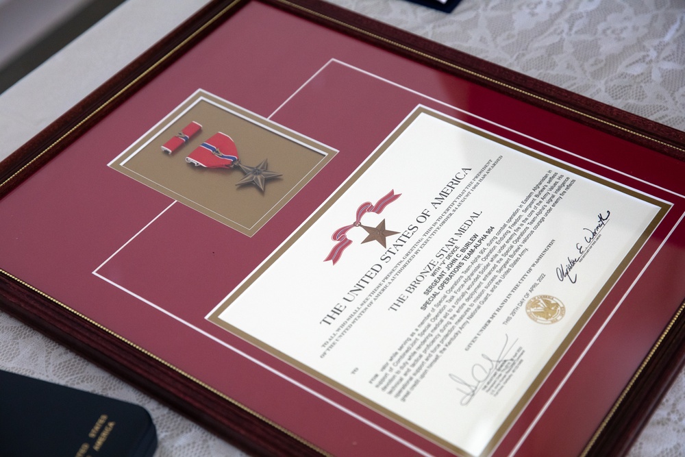 Kentucky National Guard veteran awarded bronze star with valor