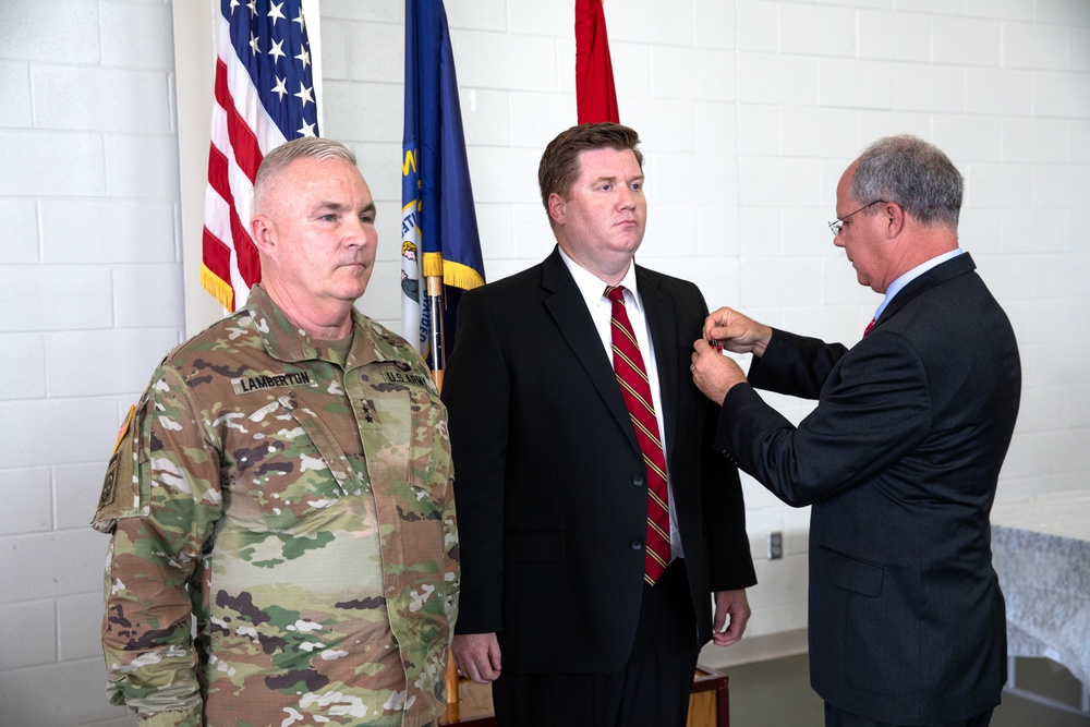 Kentucky National Guard veteran awarded bronze star with valor