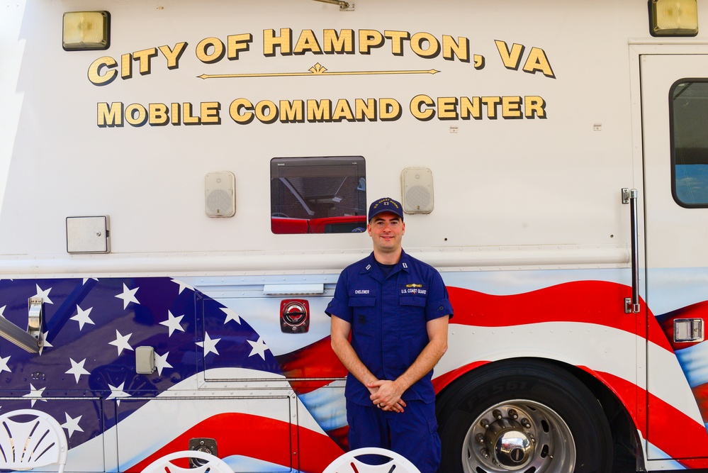 Coast Guard Reserve participates in Norfolk Harborfest 2022