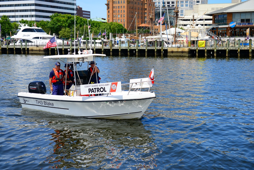 USCG Auxiliary participates in Norfolk Harborfest 2022