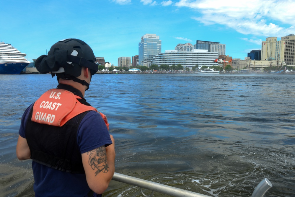 Norfolk Harborfest Search and Rescue Demonstration 2022