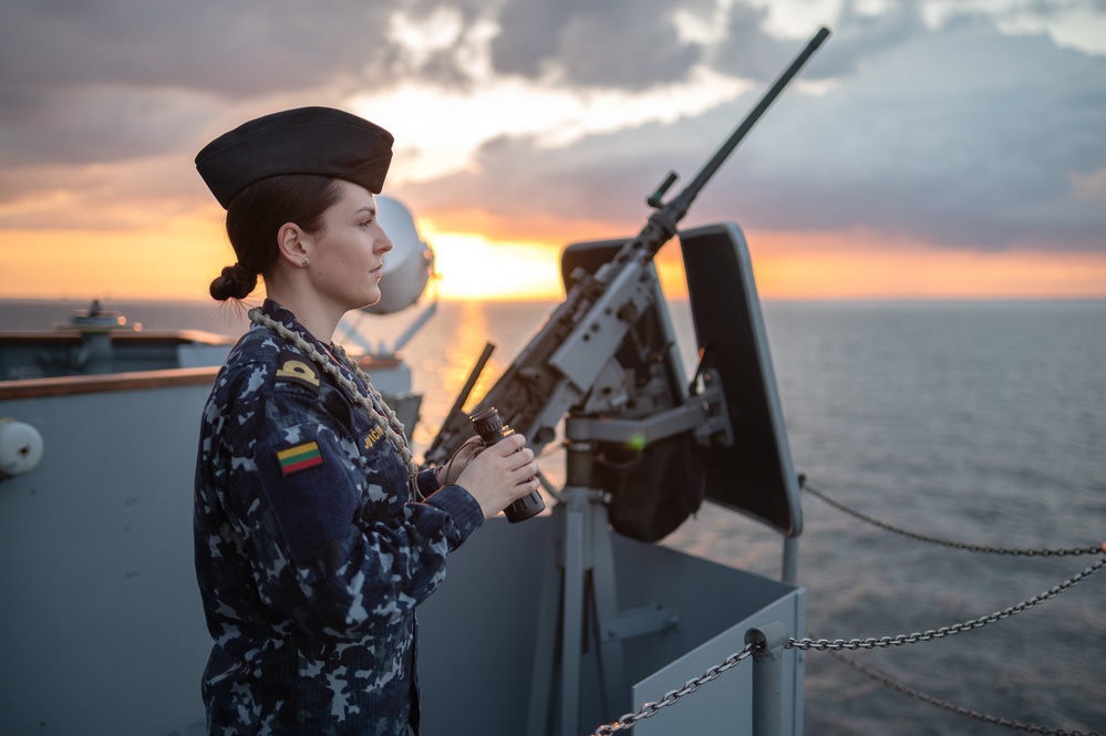 LNS Jotvingis (N42) participates in exercise BALTOPS22