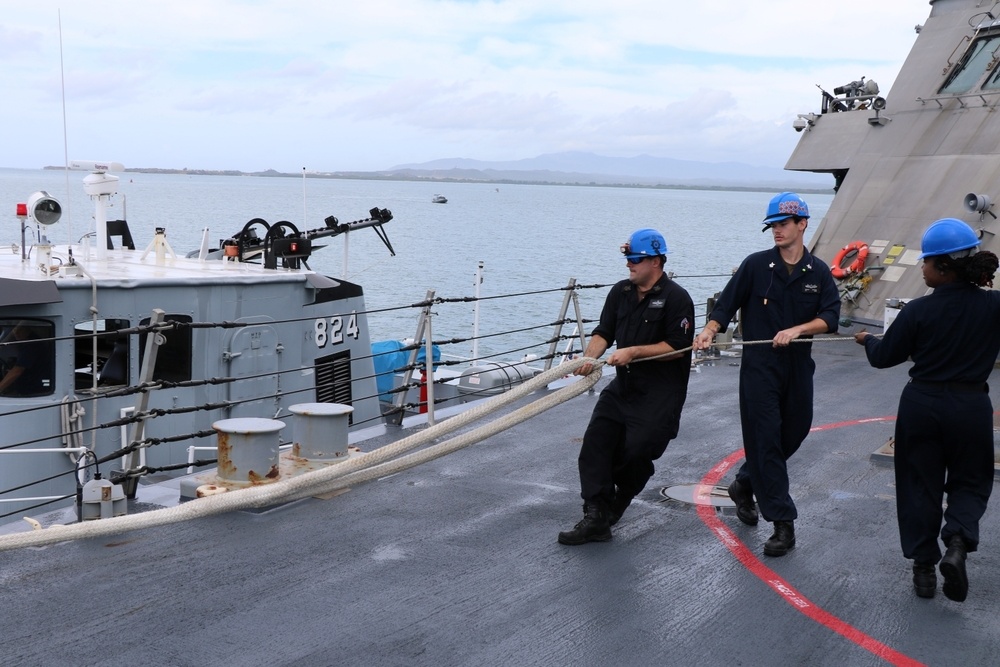 USS Billings Arrives in Cuba