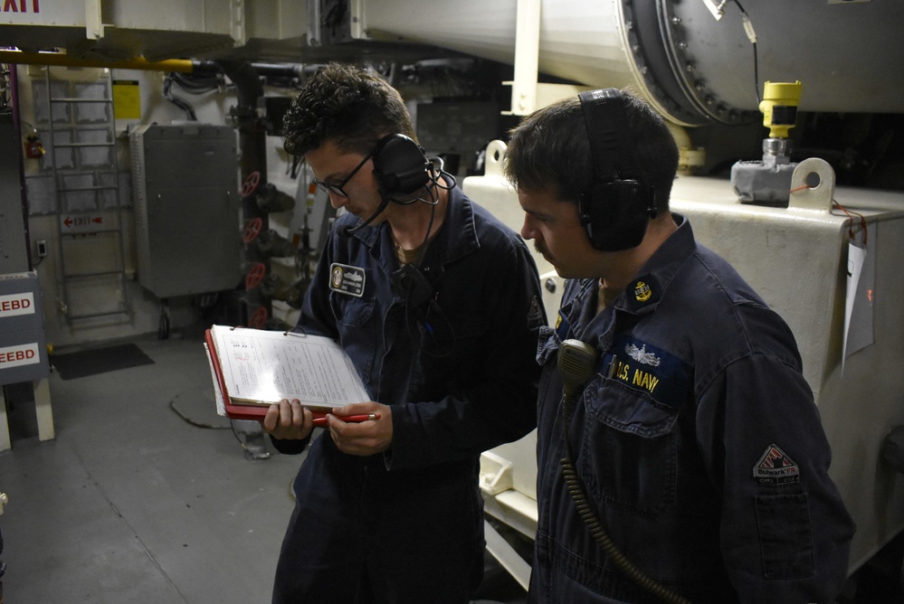 USS Billings Conducts Engineering Drills