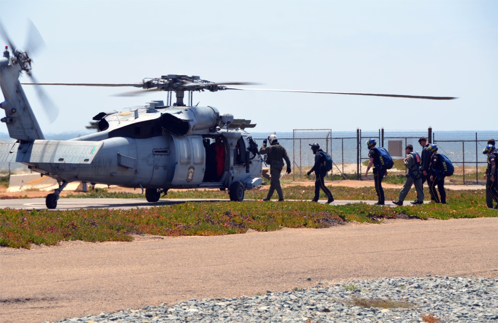 NTAG Southwest Begins Change of Command with the Leap Frogs, Blue-Skies