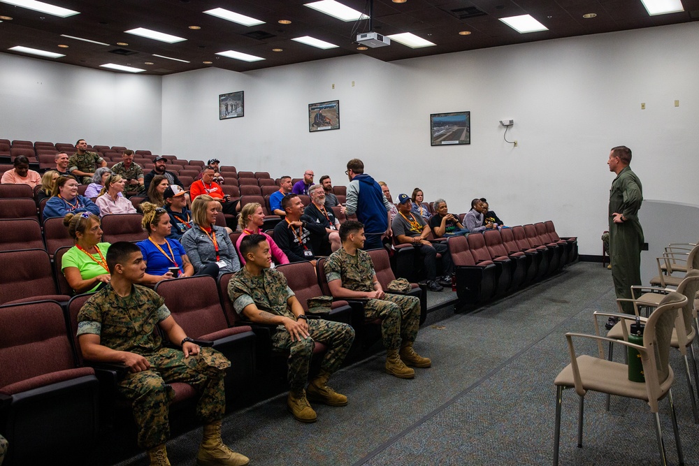 Educators visit MCAS Miramar