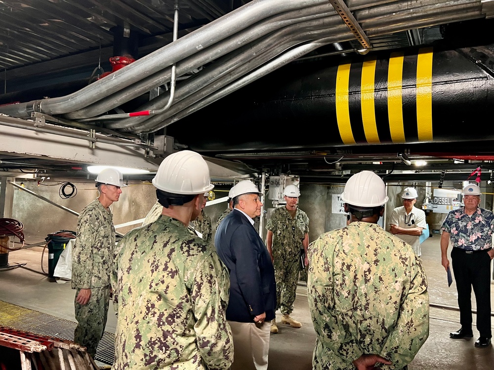 SECNAV Tours Red Hill