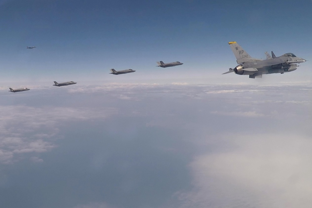 ROK and U.S. Conduct Bilateral Exercise