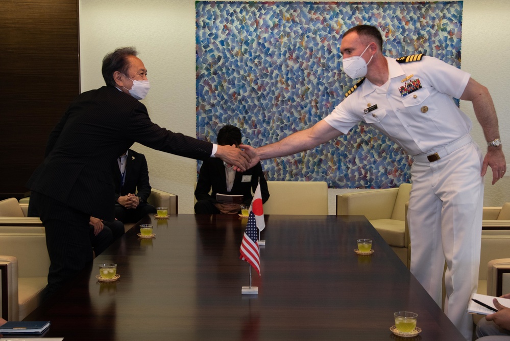 CFAY CO meets with Yokosuka City Mayor