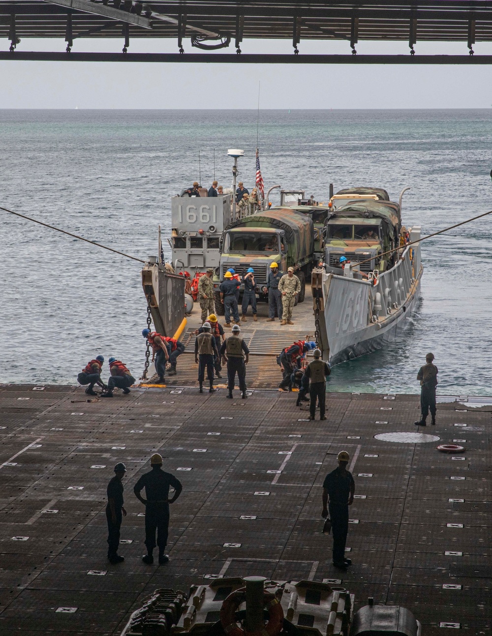 USS Carter Hall Attaches With LCU During Exercise Caraibes 22