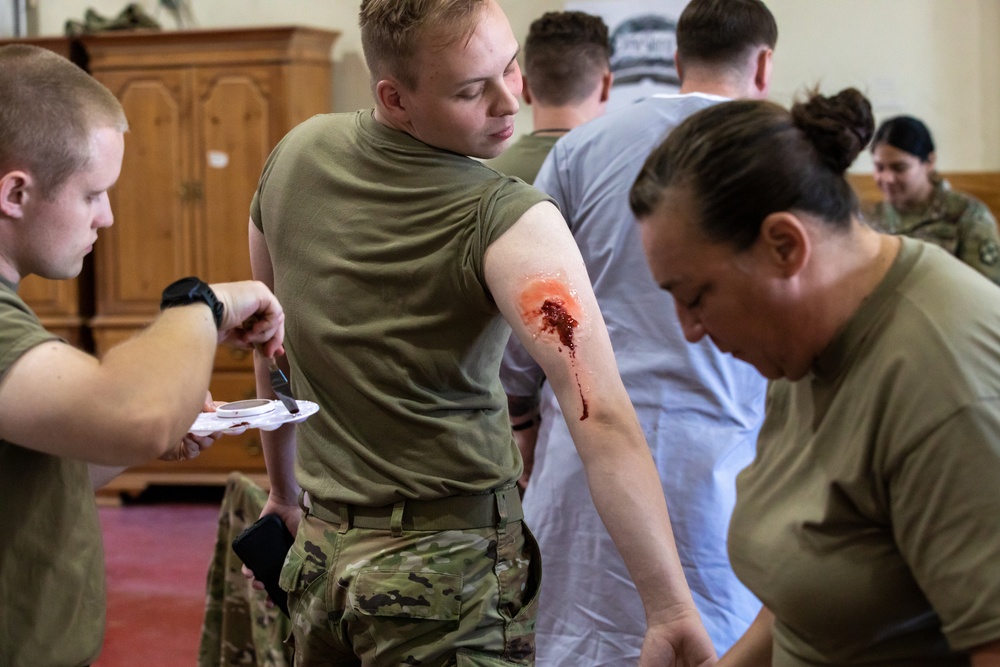 Medics Prep For Combat Exercise