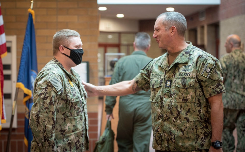 U.S. Pacific Fleet Leadership Visits NS Everett