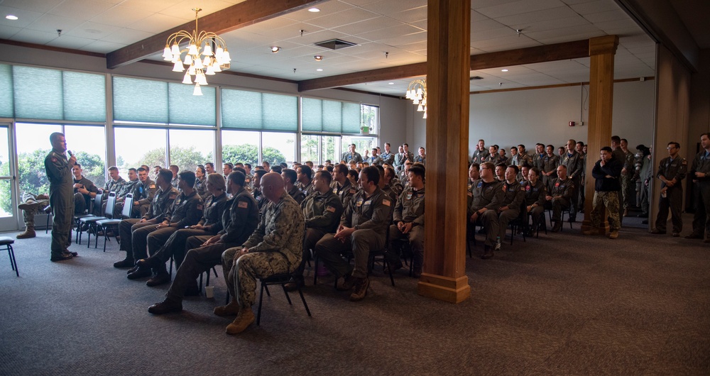 U.S. Pacific Fleet Squadron Commander, JO All Hands Calls